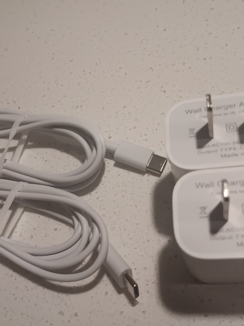 & Other Stories White USB-C Cables with Dual Wall Chargers